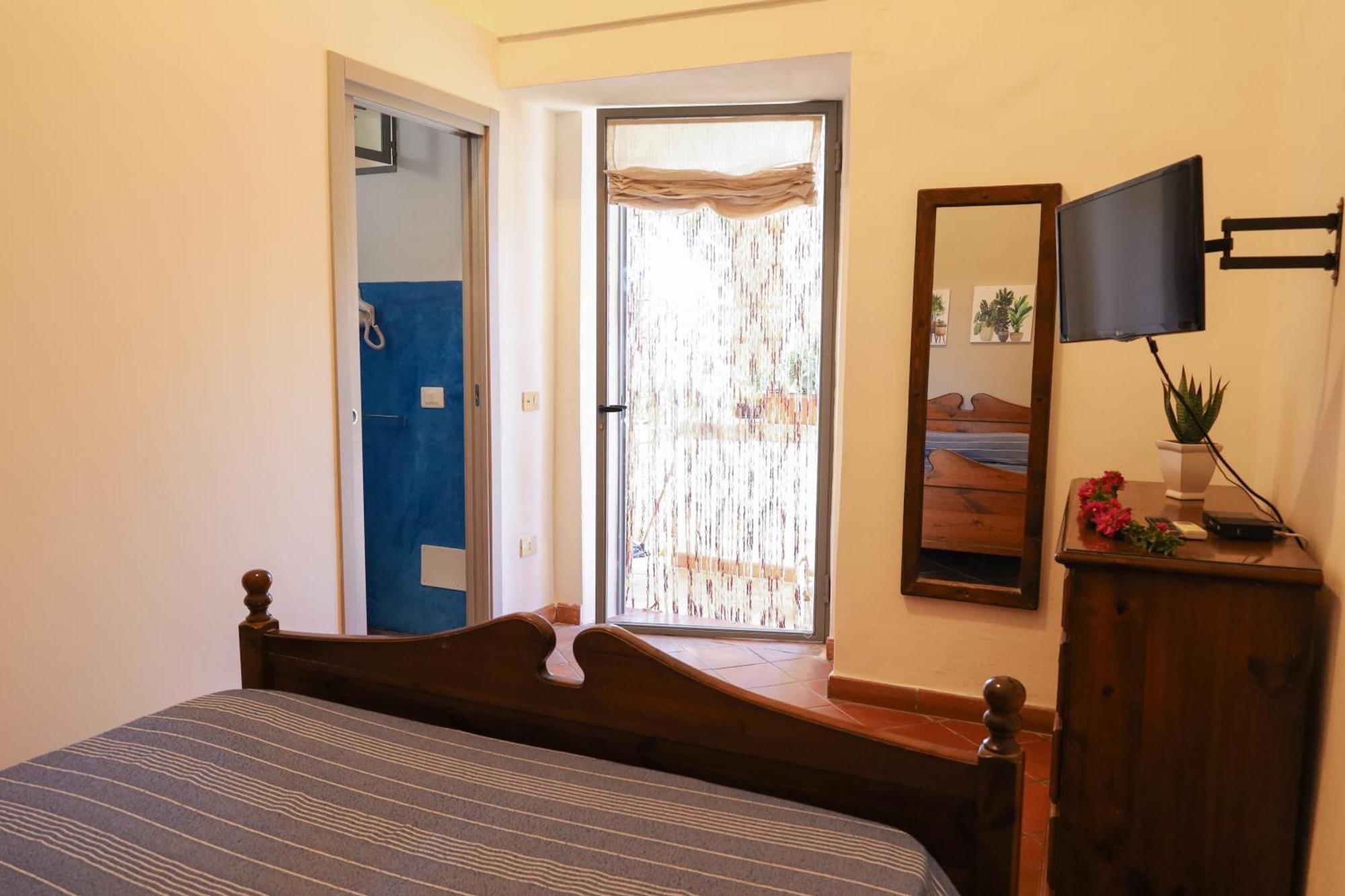 Cactus B&B Le Casette Di Marilena Pantelleria Bagian luar foto